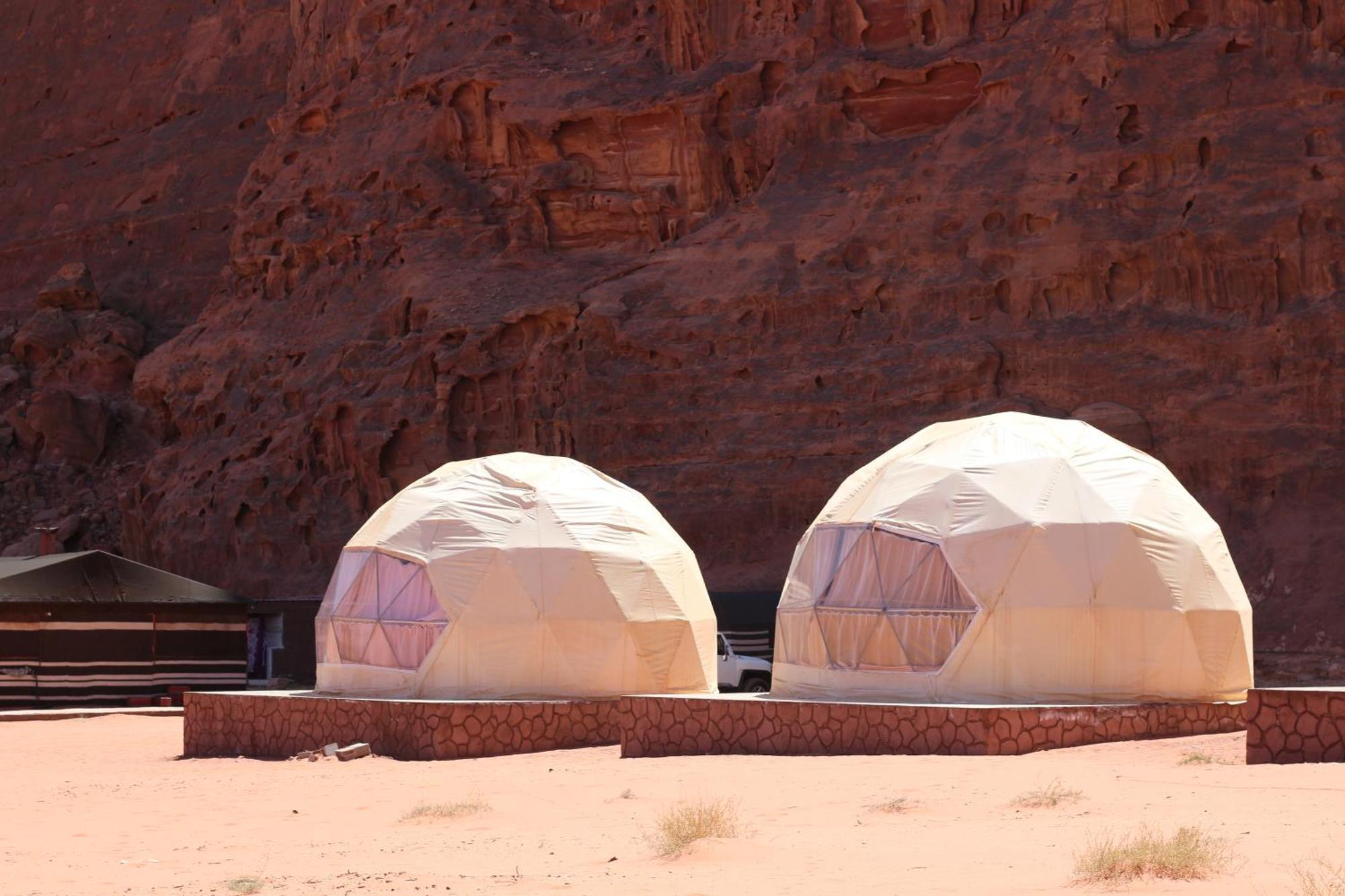 Wadi Rum Dune Bagian luar foto